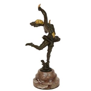 An Art Deco style spelter figure of a dancer, mid 20th century,&hellip;