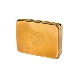A Hardy Brothers 12 carat gold snuff box, circa 1906, with an…