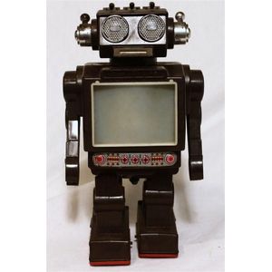 A 1960s/70s Horikawa (?) plastic space robot with moving arms…