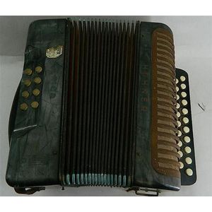 Vintage concertina - price guide and values