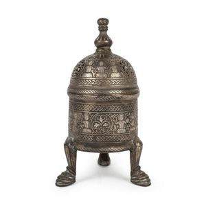 An antique Islamic censer, bronze with silver inlay, 18.5 cm…