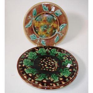 Two Australian pottery majolica plates one with stand, width 25&hellip;