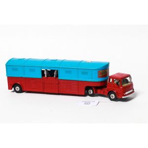 Corgi toys, Chipperfields Circus. Corgi Major articulated horse…