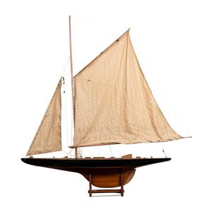 Wooden model of 'Columbia' racing sloop from America's cup - Boats ...