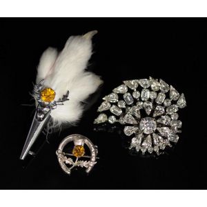 Three retro period brooches includes a Scottish silver thistle&hellip;