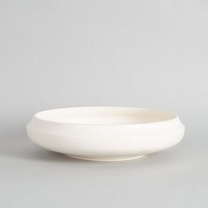 A hand-potted bowl by Ernest Shufflebotham for Crown Lynn,&hellip;