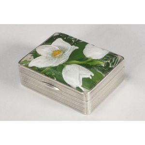 Delightful Austrian silver snuff box, marked 900, A&K to…