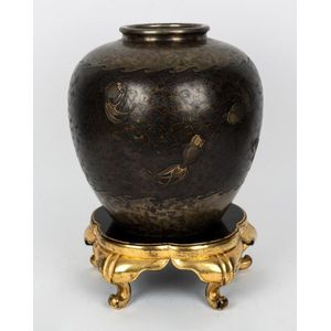 Japanese bronze vases - price guide and values