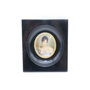 Italian portrait miniature, finely painted depicting lady…