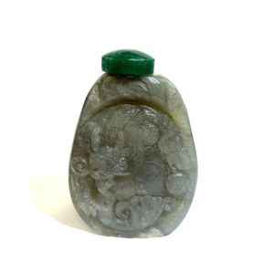 Vintage Chinese Celadon Green Jadeite Jade high quality Carved Snuff Bottle Cork Stopper