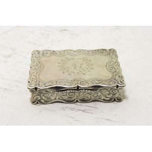 Victorian Silver Snuff Box with Foliate Scroll Decoration - Snuff ...