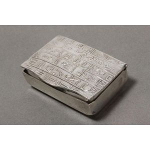 Egyptian silver snuff box, marked, of rectangular form, the…