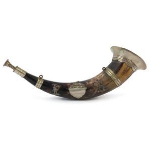 19th Century Continental Hunting Horn with Silver Mounts - Horns