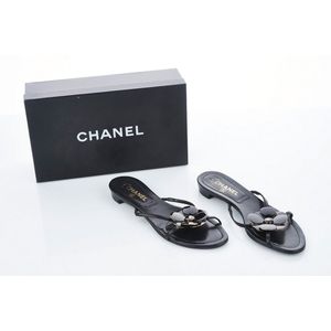 Chanel Perforated Leather CC Wooden Sandal Mules Size 38.5