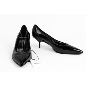 Ladies designer heels - price guide and values