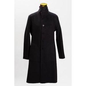 Louis Vuitton Reversible Signature Short Hooded Wrap Coat Beige. Size 44