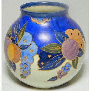 A Carlton Ware bowl 22 x 20 cm