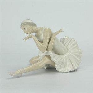 Vintage Lladro figures by Vincente Martinez - price guide and values