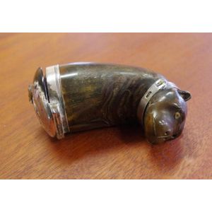 Antique Scottish dog form mull, silver and horm, 10 cm long…