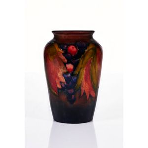 Walter Moorcroft Flambe Vase, Leaf And Berry Pattern - Moorcroft - Ceramics