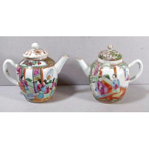 Two Chinese famille rose sauce pots, 11.5 cm high. (1 lid not…