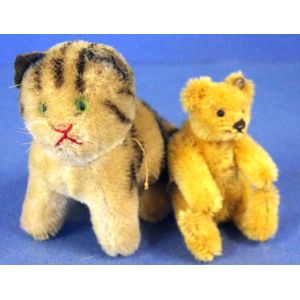 Vintage Steiff miniature teddy bear and cat, height 9.5 cm…