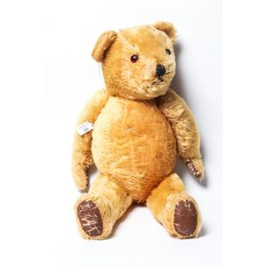 Teddy bear, articulated straw-filled, unknown maker, height: 65…