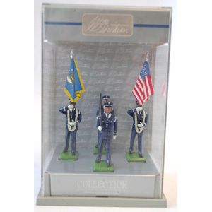 Britains Soldiers 8660 US Airforce Colour Party 4 Figures…