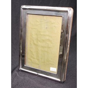 George V sterling silver photograph frame Birmingham 1911,…