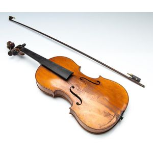 A violin in case with bow, length 60 cm, bow, length 73 cm