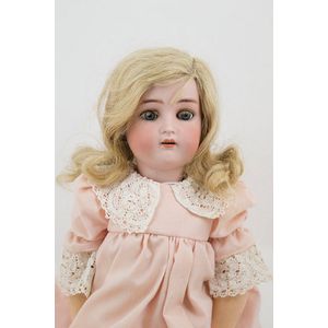 Simon & Halbig bisque doll, blue sleeping eyes, pierced ears…