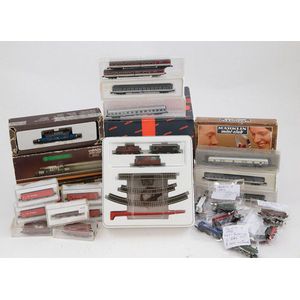 Collection of Marklin Mini-club and Z gauge Railway of 8822…