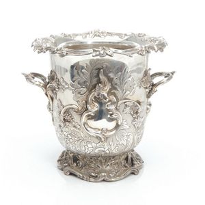 A Sheffield Plate wine cooler, 19th century, with internal…