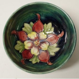 moorcroft pottery small dish