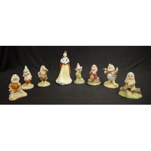 Royal Doulton Snow White & Seven Dwarfs Figurine Set - Royal Doulton ...