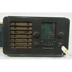 EKCO, UK c. 1945, model U49, 5 valves, large Bakelite chest…