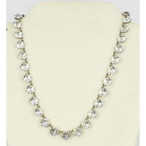 Art Deco necklaces and chains - price guide and values