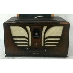 Philco, USA 1934, model 45C, 6 valves, Art Deco 'Butterfly'&hellip;