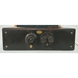 Atwater Kent, USA c.1928, model 30, 6 valves, rare single dial…