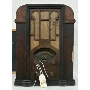 Atwater Kent, USA 1934, model 447, 7 valves, very rare table…