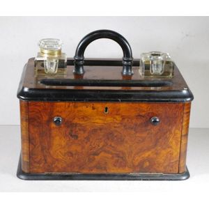Victorian walnut desk set, with 2 inkwells, 33 cm wide, 26 cm…