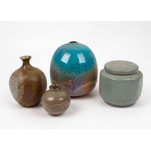 Wanda Garnsey lidded pottery jar, Greg Daly pottery vase and&hellip;