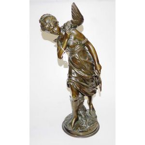 Math Moreau French bronze figure of a Huntress cast from a…