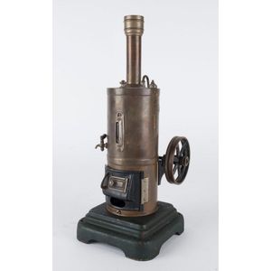 A 1930s Marklin vertical boiler and inverted steam engine in…