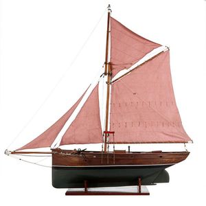 Vintage collectable full models of ships and boats - price guide and ...