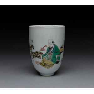 A famille verte beaker Qing dynasty, 19th century, the steep&hellip;