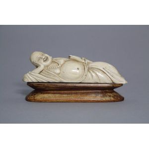 Carved Ivory Reclining Buddha on Wooden Base - Zother - Oriental