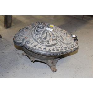 Antique French shell form cast iron coal scuttle, 25 cm high,…