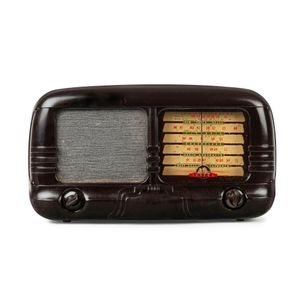 Astor brown Bakelite mantel radio, model JJ57, 24 cm high, 44…
