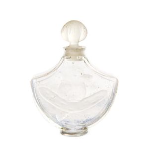 An Australian Art Deco glass kookaburra decanter, 21 cm